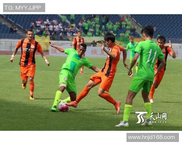 新疆雪豹与北京人和的激烈对决展现足球魅力与团队精神的巅峰对抗 新疆雪豹与北京人和的激烈对决展现足球魅力与团队精神的巅峰对抗