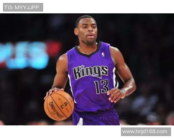 特里罗齐尔的篮球之路:从新秀到球队核心的成长历程 特里罗齐尔的篮球之路:从新秀到球队核心的成长历程