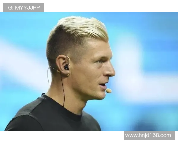 克罗斯:从足球天才到战术大师的华丽转身与传奇人生 克罗斯:从足球天才到战术大师的华丽转身与传奇人生